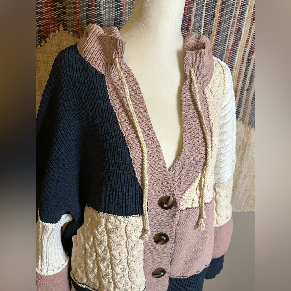 POL colorblocked oversized hoodie-style cardigan - Picture 7 of 8